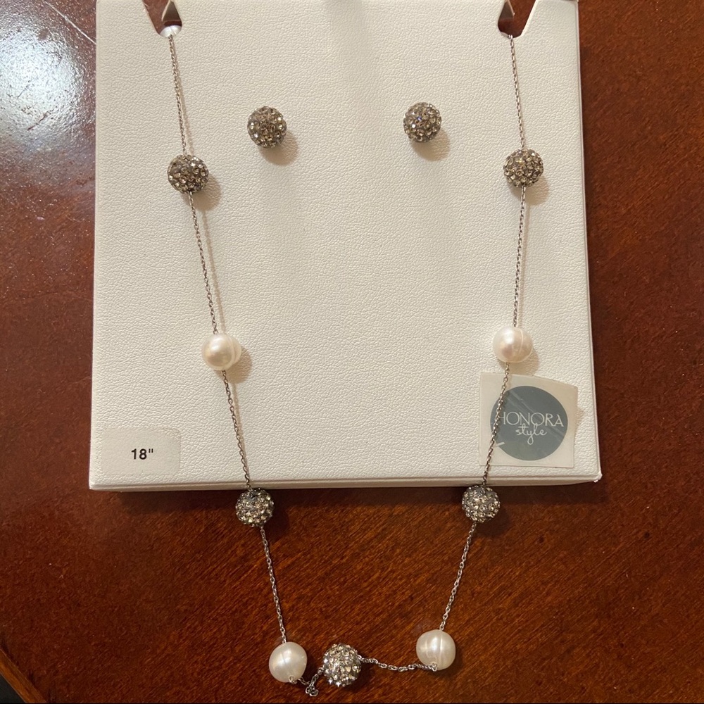 Honora culture pearl/opaque set